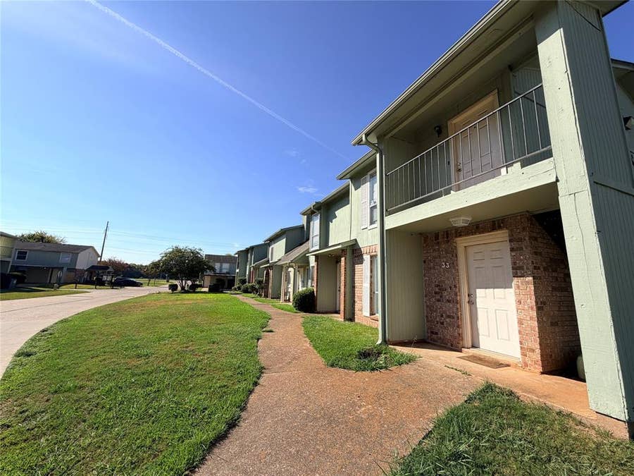 Property photo for 5705 E Texas Street, #33, Bossier City, LA