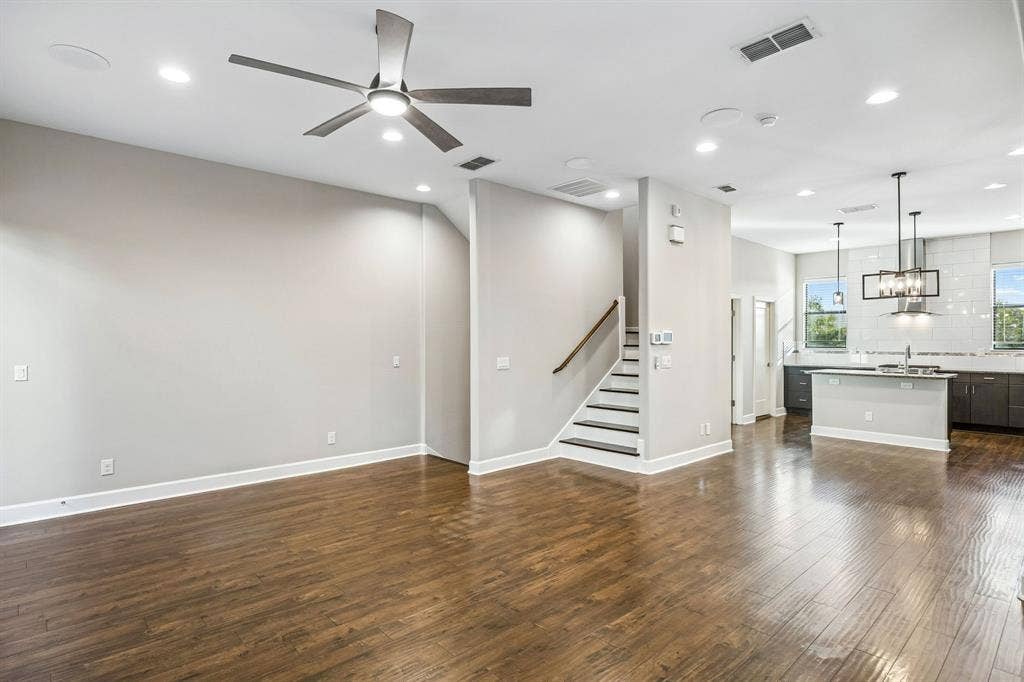 1801 Annex Avenue, #402, Dallas, TX 75204 1801 Annex Avenue, #402, Dallas, TX 75204