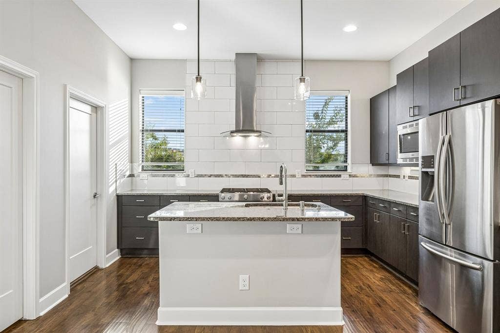 1801 Annex Avenue, #402, Dallas, TX 75204 1801 Annex Avenue, #402, Dallas, TX 75204