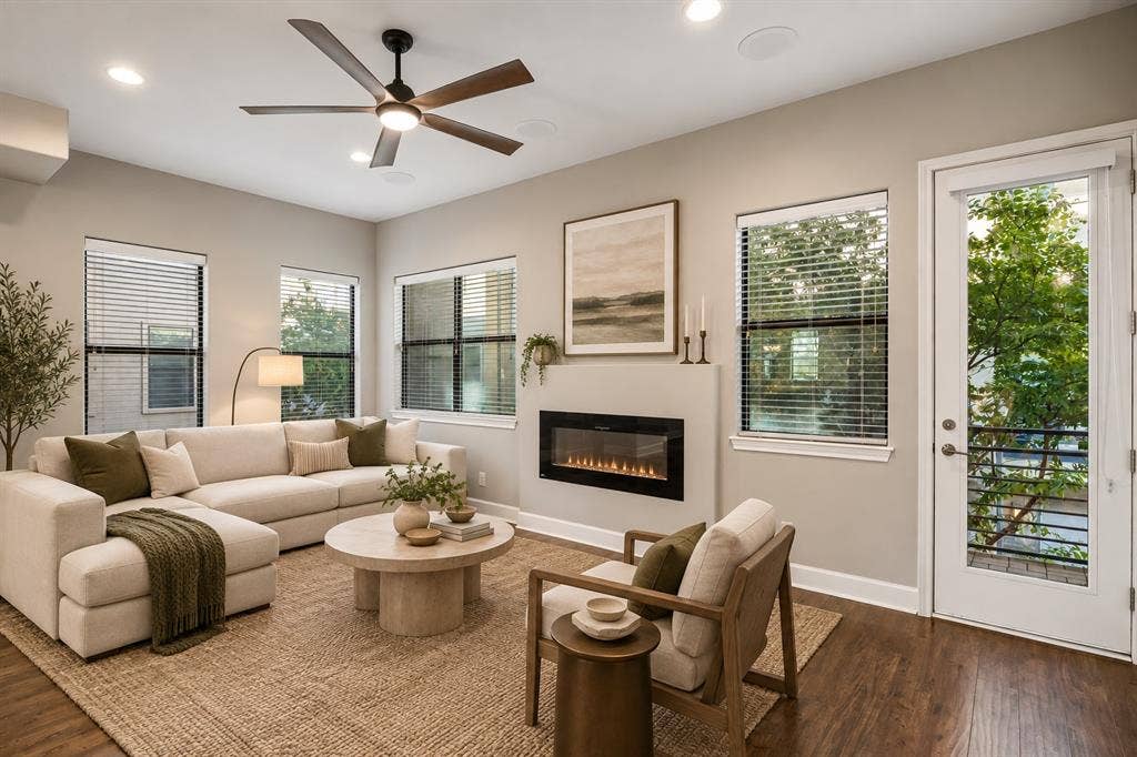 1801 Annex Avenue, #402, Dallas, TX 75204 Living room virtually staged