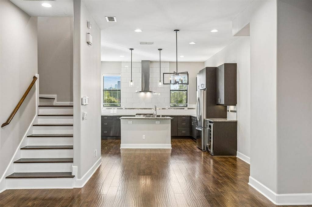 1801 Annex Avenue, #402, Dallas, TX 75204 1801 Annex Avenue, #402, Dallas, TX 75204