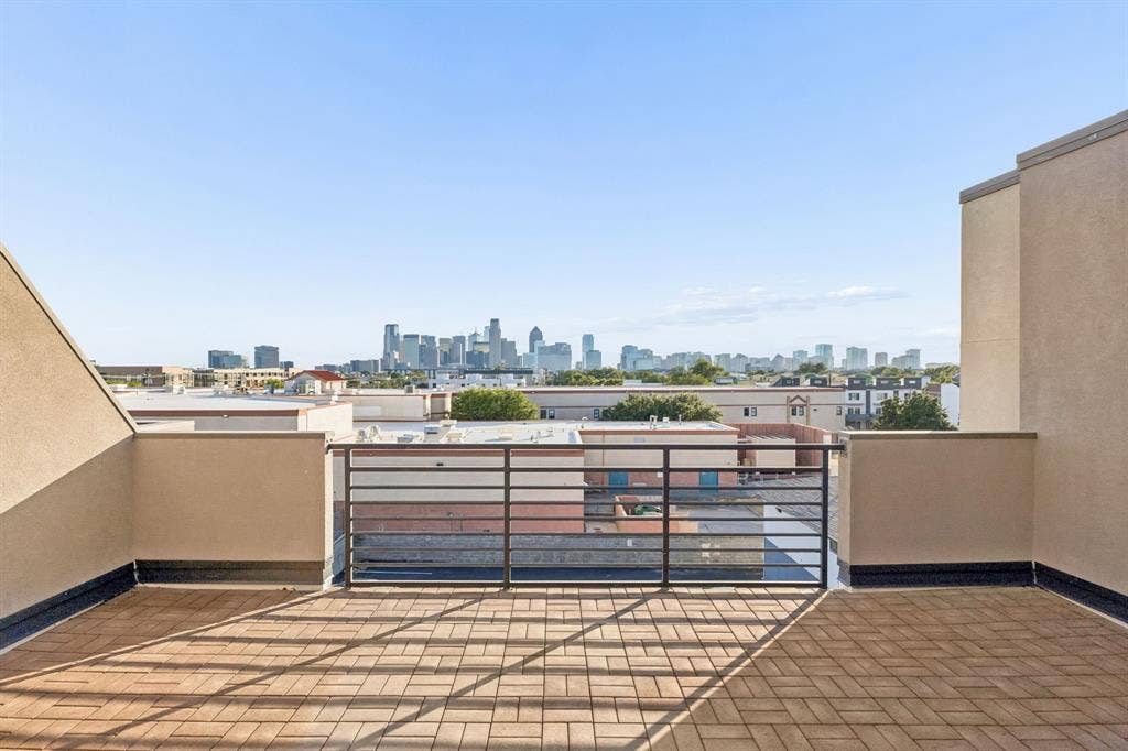 1801 Annex Avenue, #402, Dallas, TX 75204 Rooftop patio