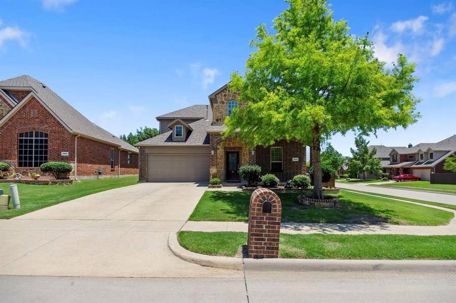 Property photo for 913 Lampassas Trail, McKinney, TX