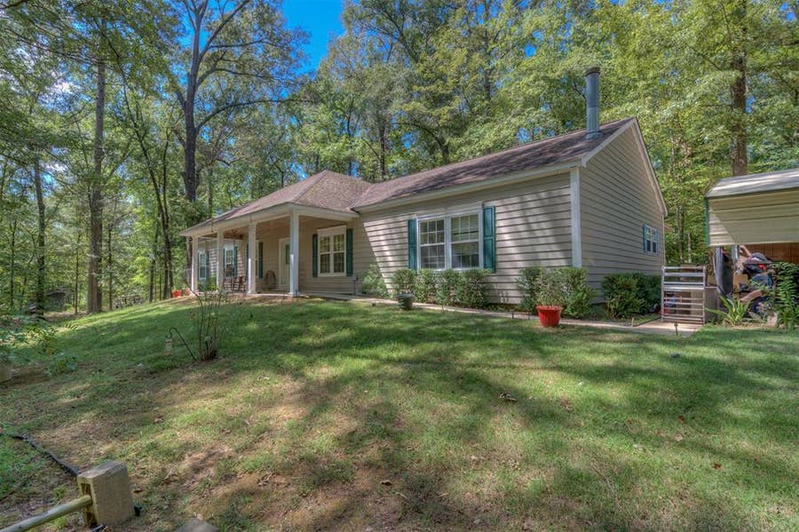 Property photo for 891 Linton Bellevue Road, Benton, LA