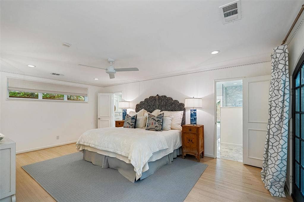 6330 Prestonshire Lane, Dallas, TX 75225 6330 Prestonshire Lane, Dallas, TX 75225