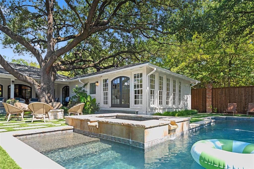 6330 Prestonshire Lane, Dallas, TX 75225 6330 Prestonshire Lane, Dallas, TX 75225