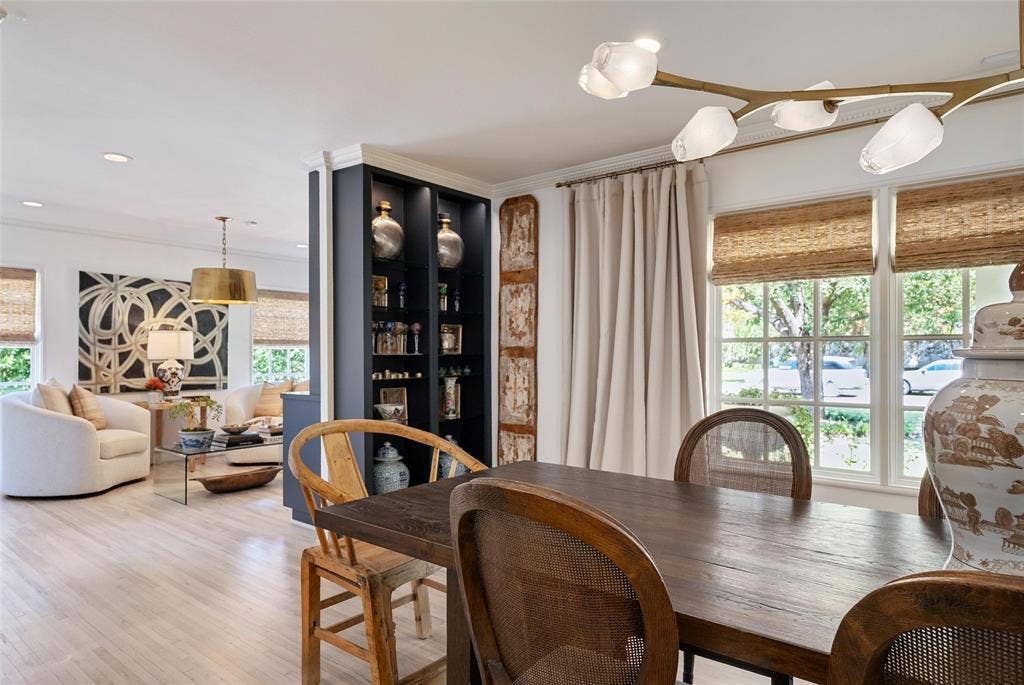 6330 Prestonshire Lane, Dallas, TX 75225 6330 Prestonshire Lane, Dallas, TX 75225