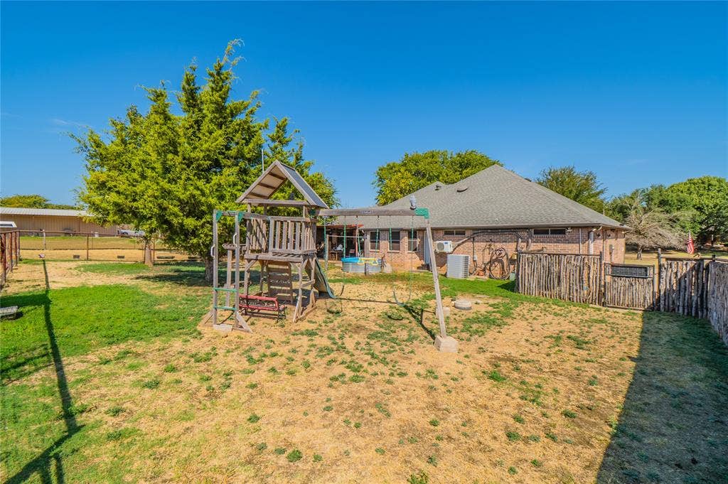 2830 Brads Way, Midlothian, TX 76065 2830 Brads Way, Midlothian, TX 76065