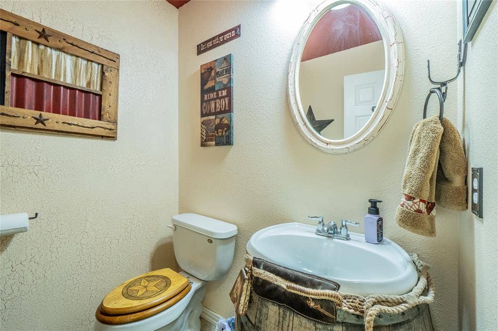 2830 Brads Way, Midlothian, TX 76065 2830 Brads Way, Midlothian, TX 76065