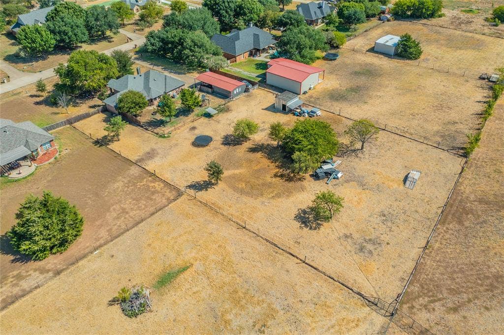 2830 Brads Way, Midlothian, TX 76065 2830 Brads Way, Midlothian, TX 76065