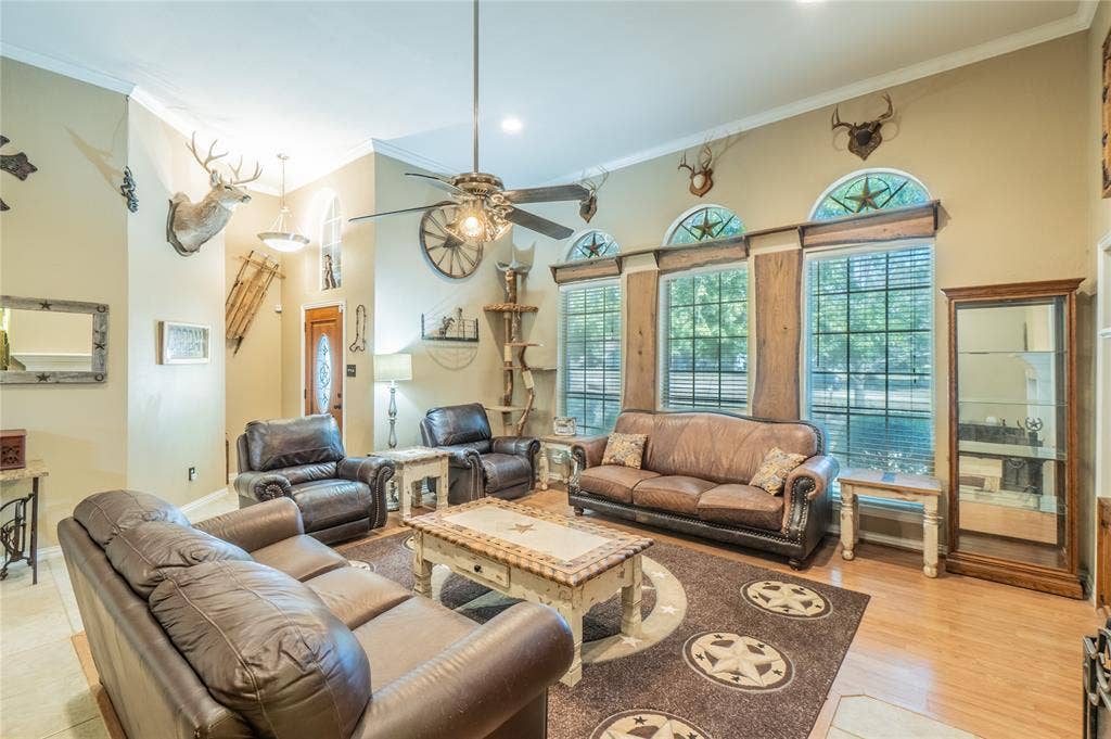 2830 Brads Way, Midlothian, TX 76065 2830 Brads Way, Midlothian, TX 76065