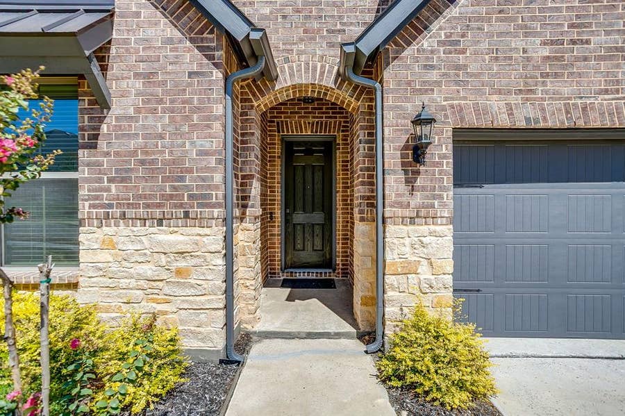 Property photo for 6221 Escarpment Drive, Fort Worth, TX