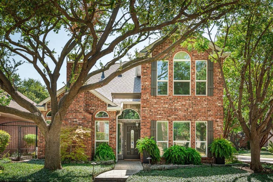 Property photo for 3720 Camden Lane, Addison, TX