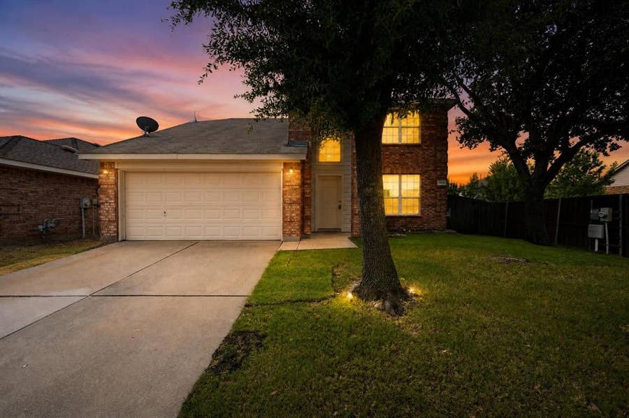 Property photo for 1400 Mountain Air Trail, Fort Worth, TX