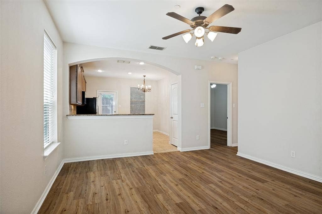 7925 Hannah Street, Plano, TX 75025 7925 Hannah Street, Plano, TX 75025