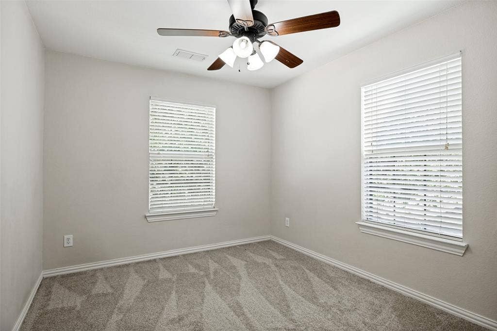 7925 Hannah Street, Plano, TX 75025 7925 Hannah Street, Plano, TX 75025