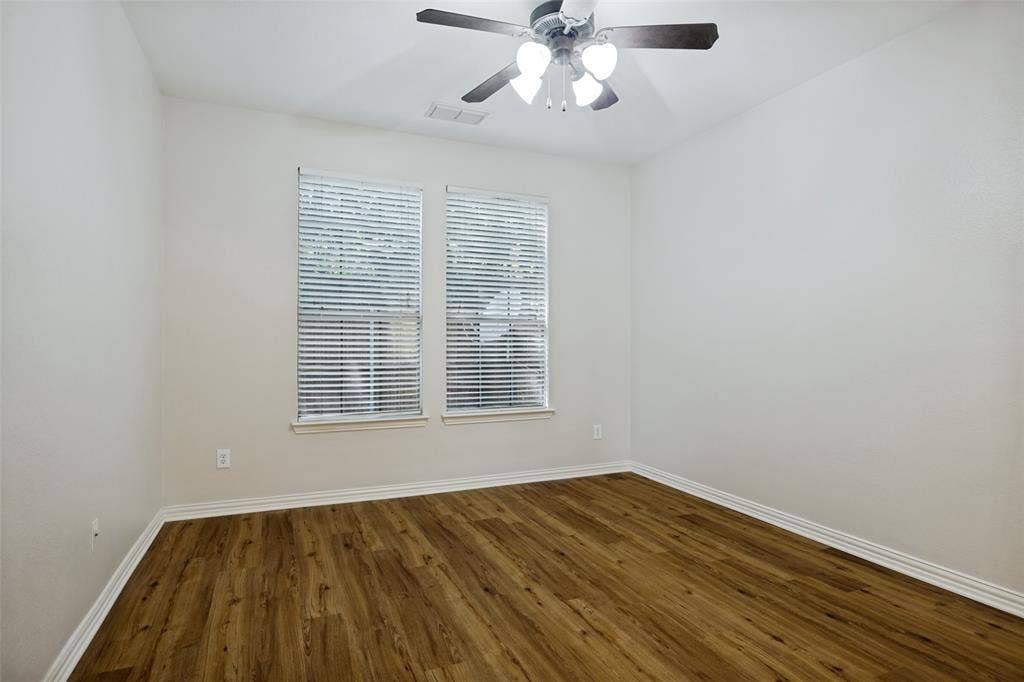 7925 Hannah Street, Plano, TX 75025 7925 Hannah Street, Plano, TX 75025