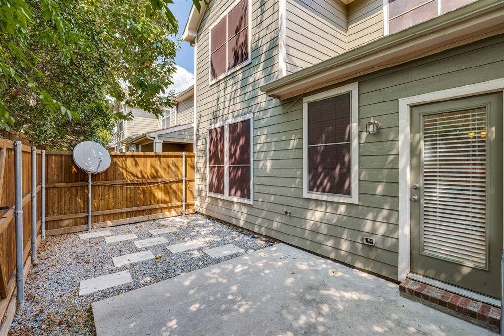 7925 Hannah Street, Plano, TX 75025 7925 Hannah Street, Plano, TX 75025
