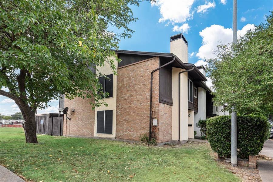 Property photo for 264 Rolling Hills Place, Lancaster, TX