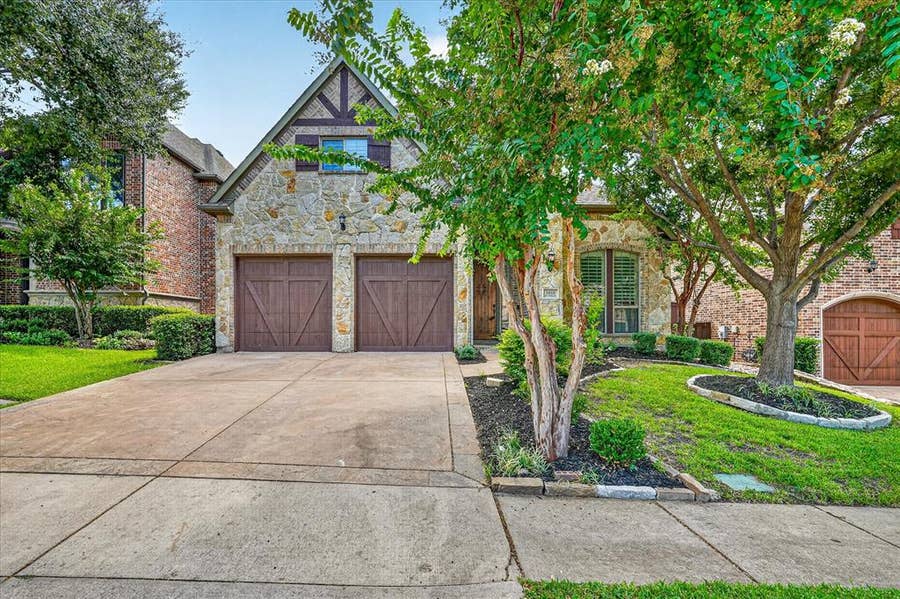 Property photo for 2024 S Hill Drive, Irving, TX