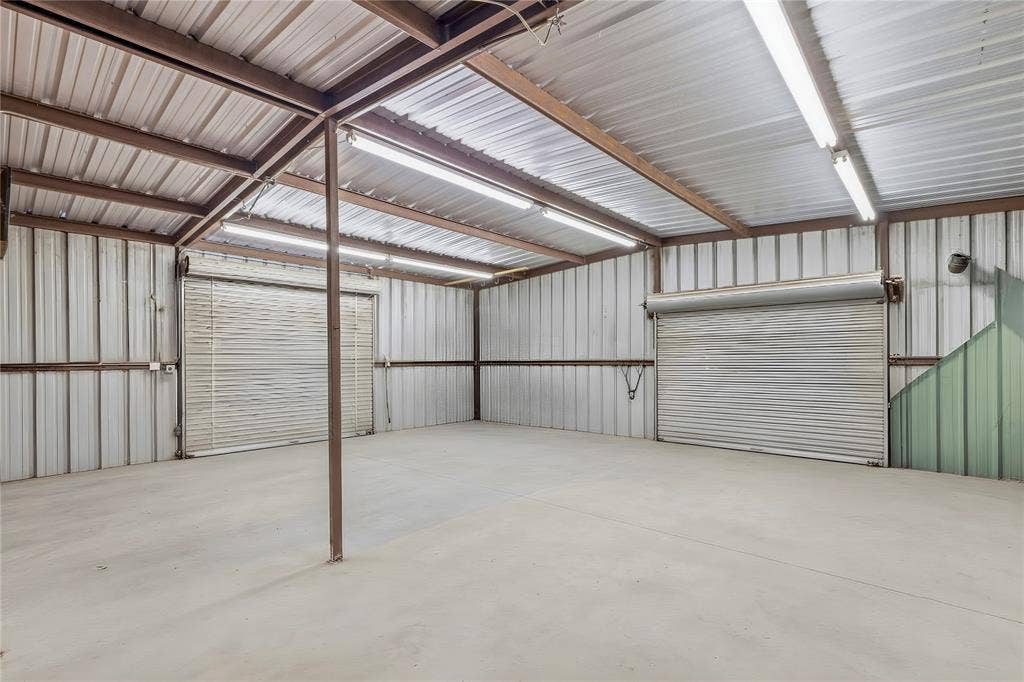 3595 County Road 1037, Greenville, TX 75401 3595 County Road 1037, Greenville, TX 75401
