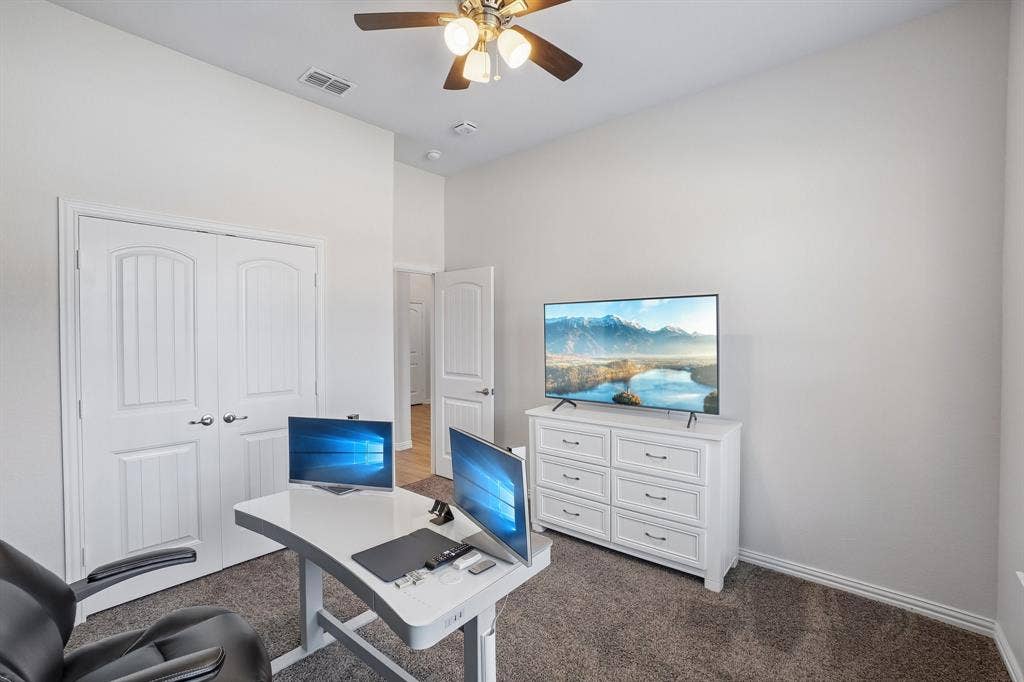 706 Dover Drive, Midlothian, TX 76065