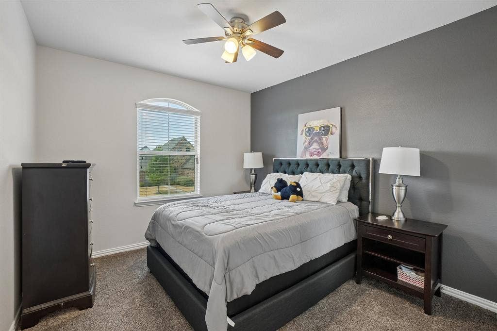 706 Dover Drive, Midlothian, TX 76065