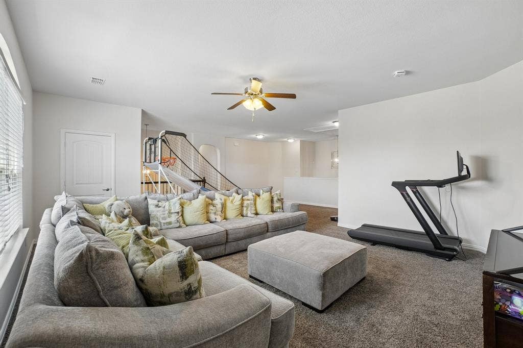 706 Dover Drive, Midlothian, TX 76065