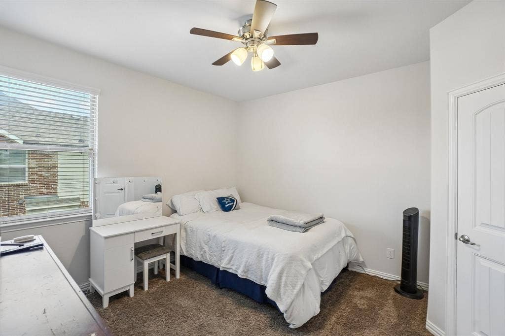706 Dover Drive, Midlothian, TX 76065
