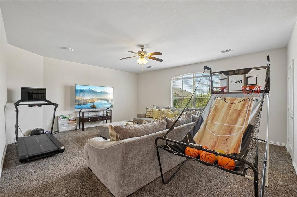 706 Dover Drive, Midlothian, TX 76065