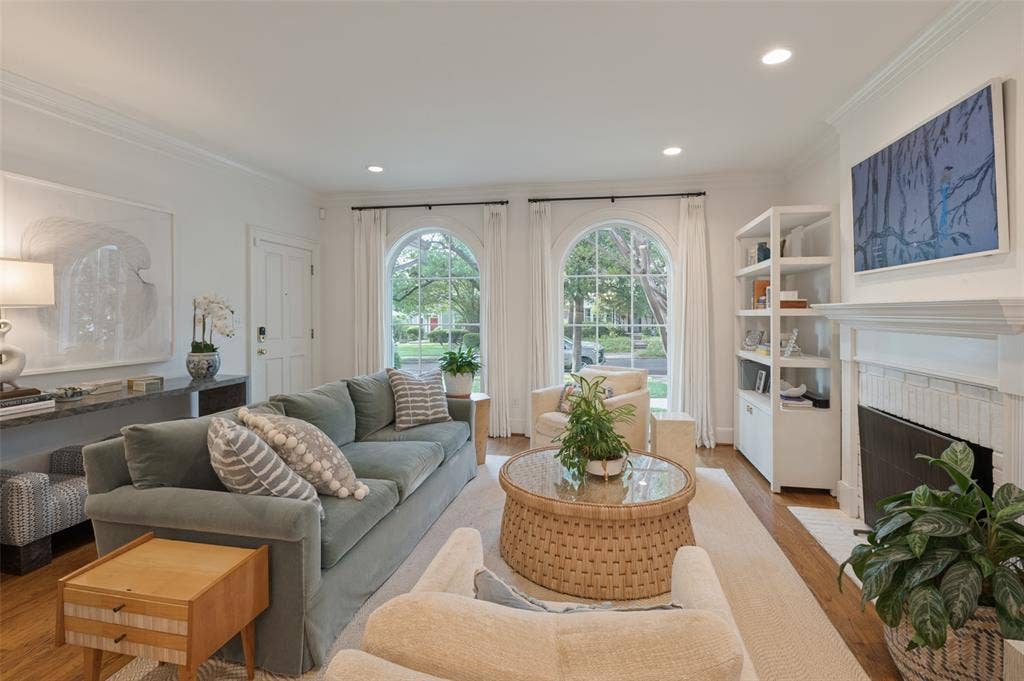 6015 Velasco Avenue, Dallas, TX 75206 6015 Velasco Avenue, Dallas, TX 75206