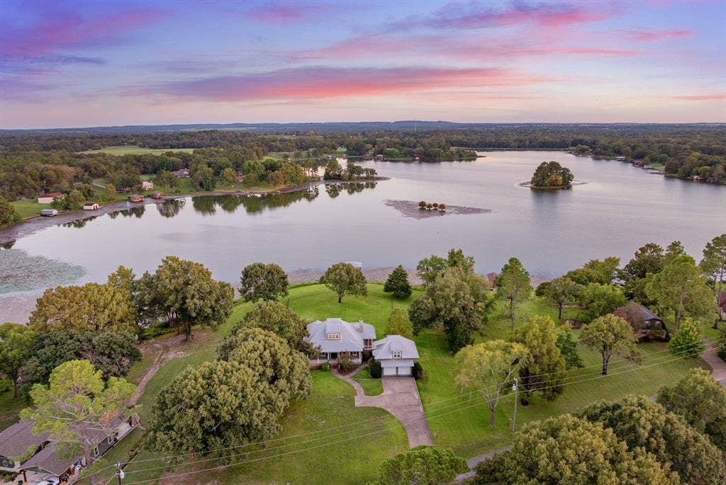 8155 E Lake, Murchison, TX 75778 8155 E Lake, Murchison, TX 75778