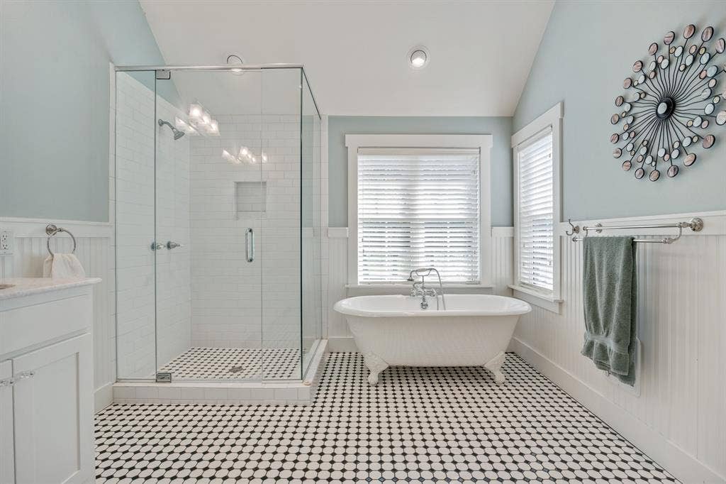 8155 E Lake, Murchison, TX 75778 8155 E Lake, Murchison, TX 75778
