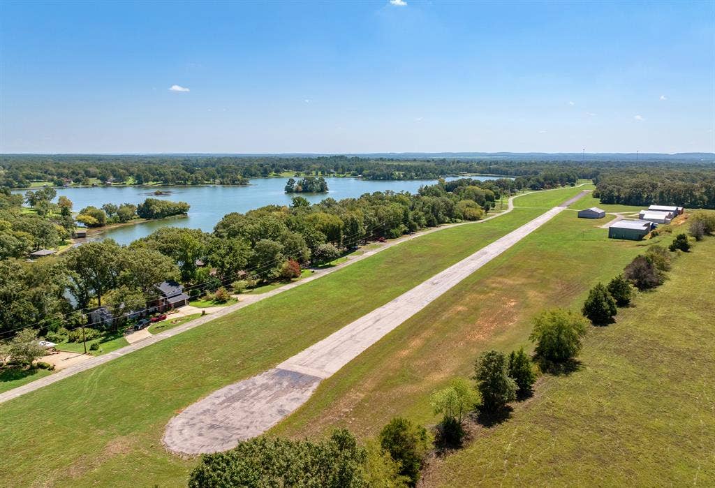 8155 E Lake, Murchison, TX 75778 8155 E Lake, Murchison, TX 75778