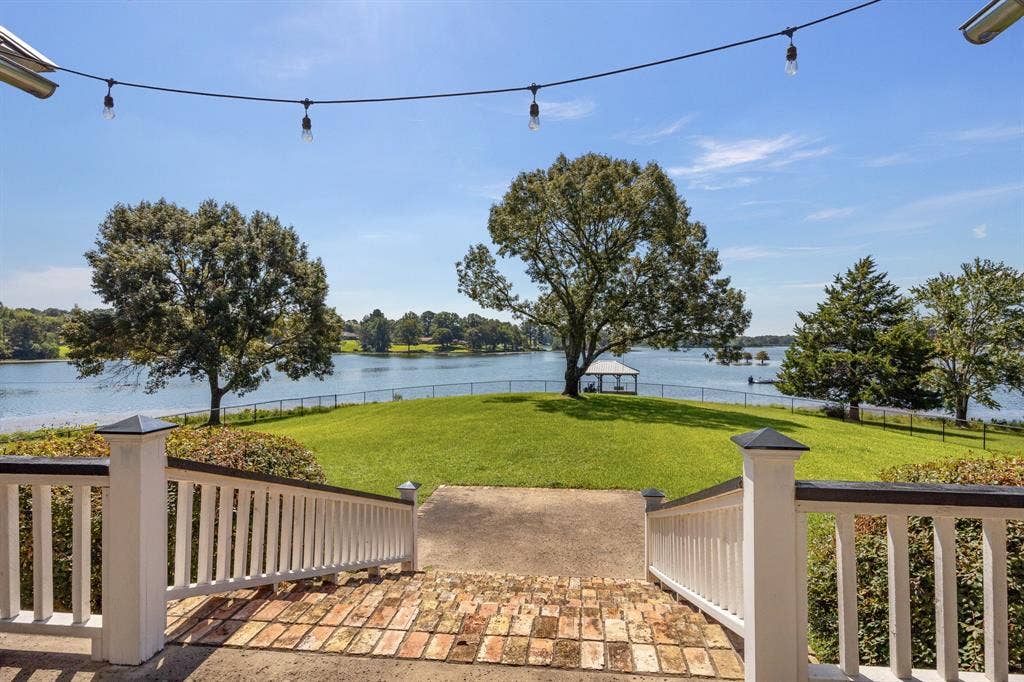 8155 E Lake, Murchison, TX 75778 8155 E Lake, Murchison, TX 75778