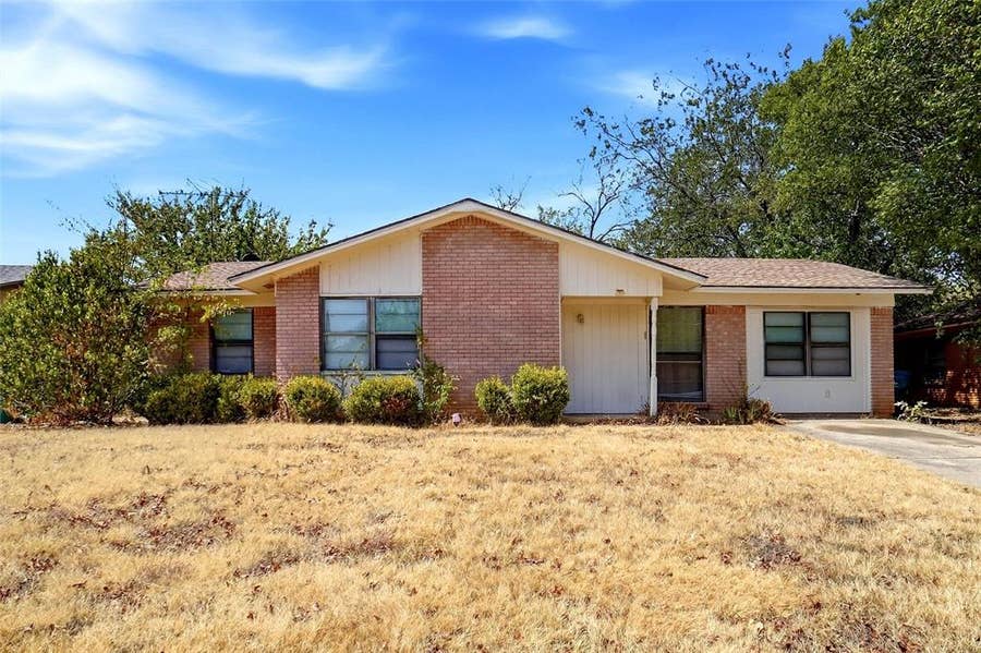 Property photo for 3805 Titan Trail, Denton, TX