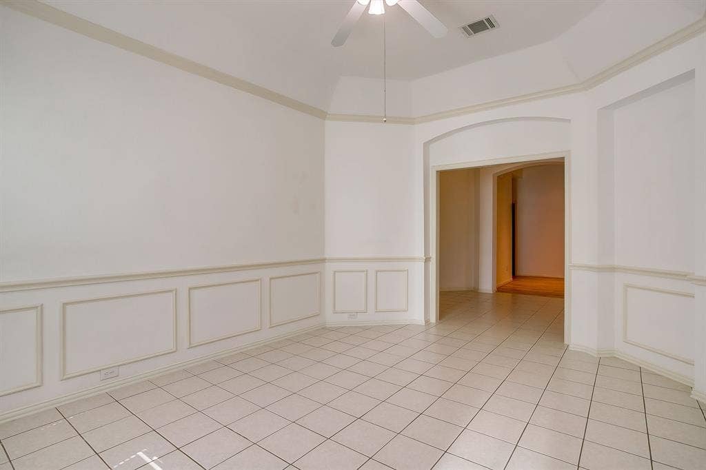 8101 Rodeo Drive, Denton, TX 76208