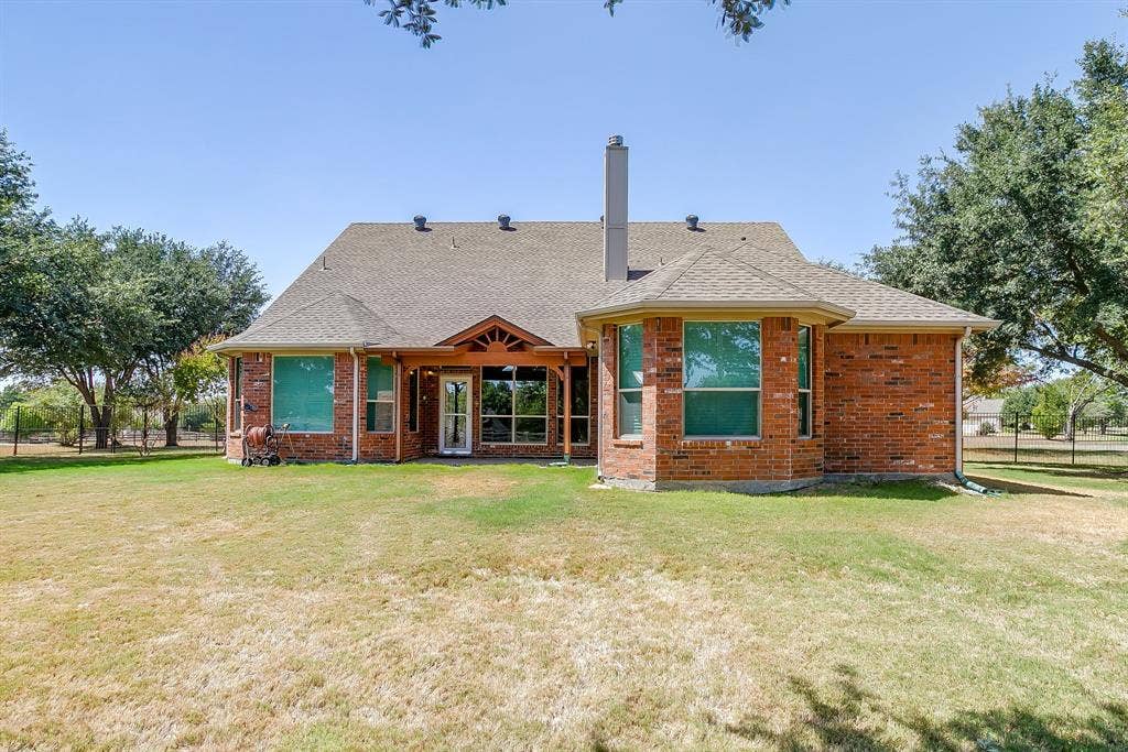8101 Rodeo Drive, Denton, TX 76208