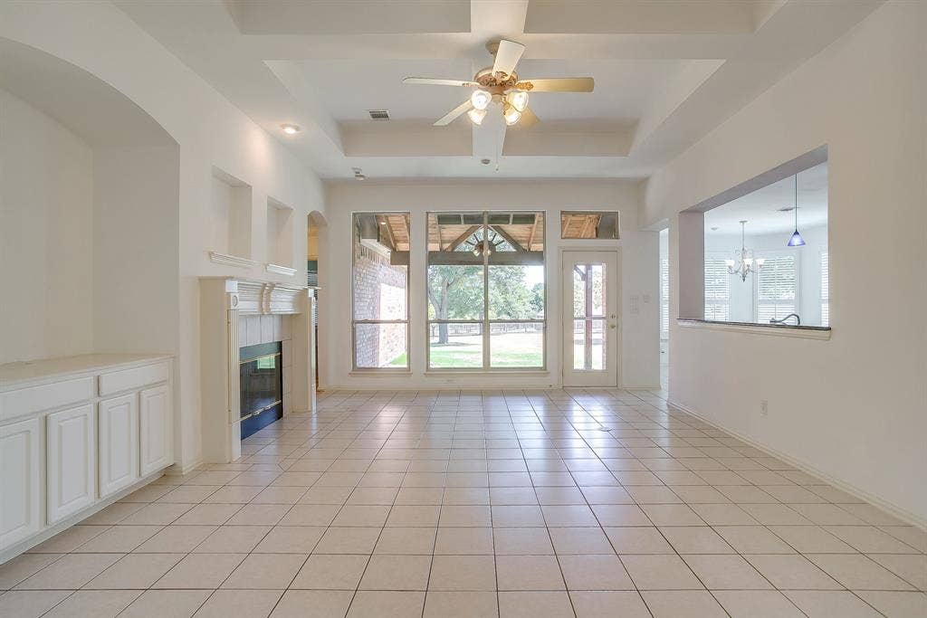 8101 Rodeo Drive, Denton, TX 76208