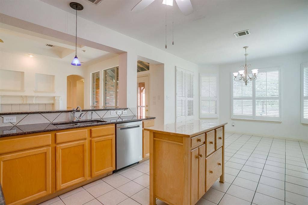 8101 Rodeo Drive, Denton, TX 76208