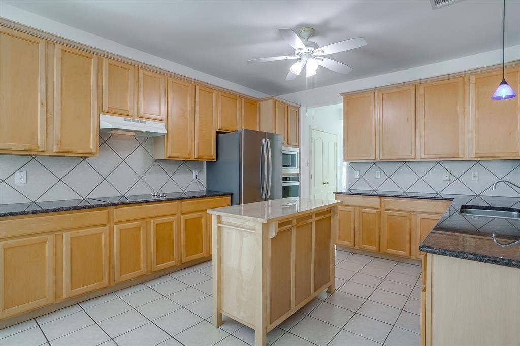 8101 Rodeo Drive, Denton, TX 76208