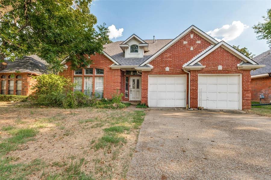 Property photo for 3312 Paint Brush Lane, Bedford, TX