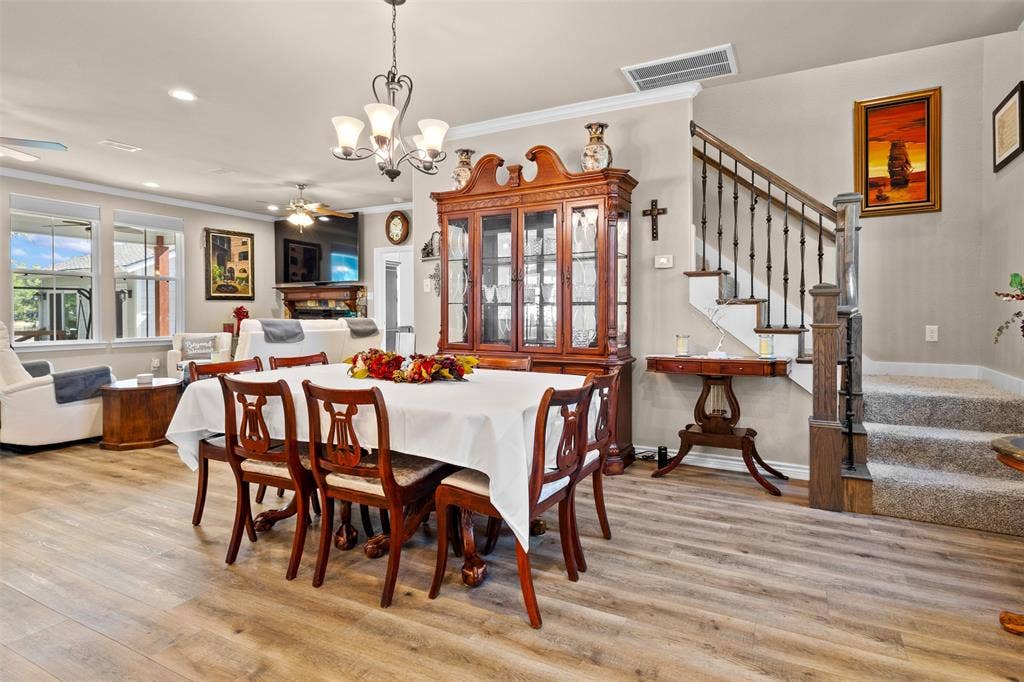 122 Redondo Drive, Gun Barrel City, TX 75156