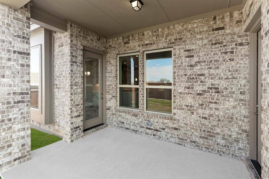 2704 Emerald Shallows Drive, McKinney, TX 75072 25. 2704 Emerald Shallows - Patio