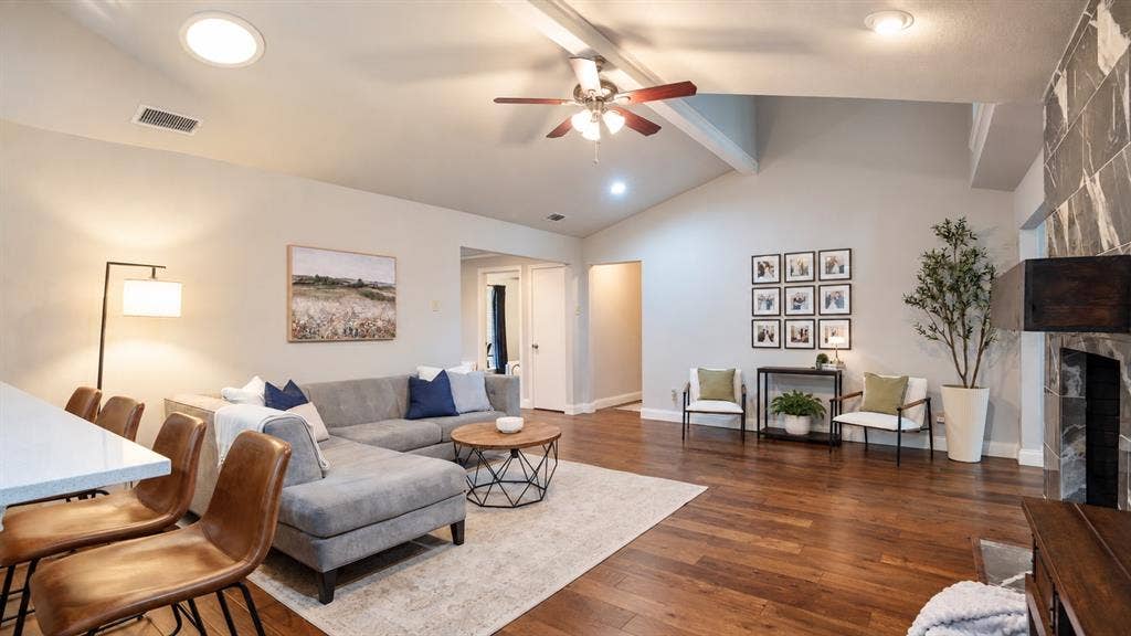 7402 Bluefield Drive, Dallas, TX 75248