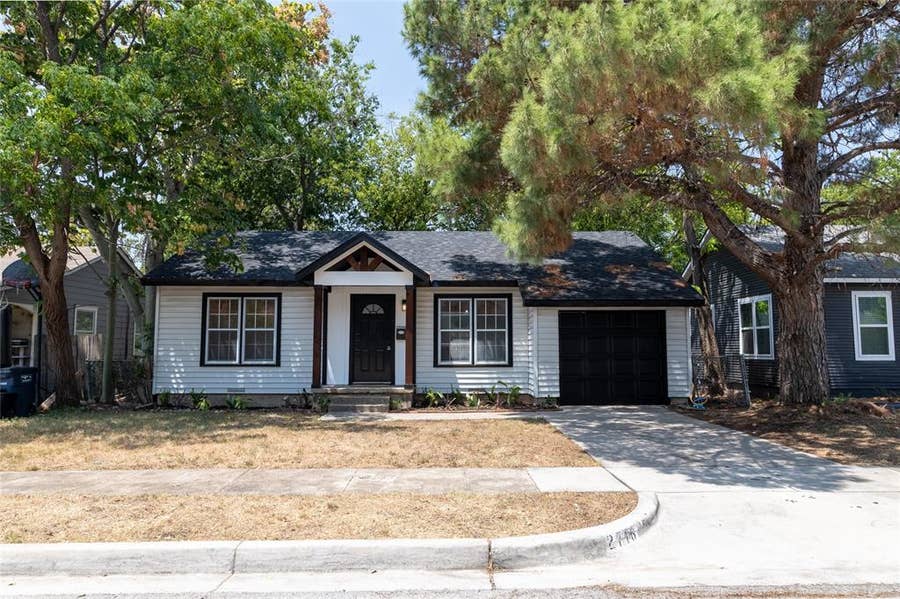 Property photo for 2716 Frazier Avenue, Fort Worth, TX