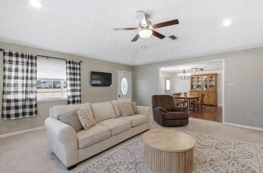 Property photo for 1224 N Texas Street, De Leon, TX