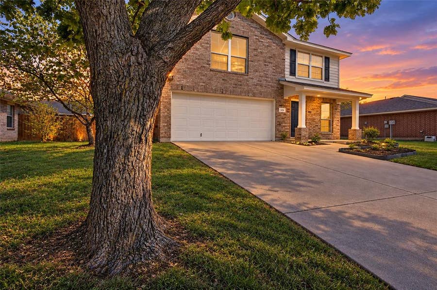 Property photo for 129 Maned Drive, Sanger, TX