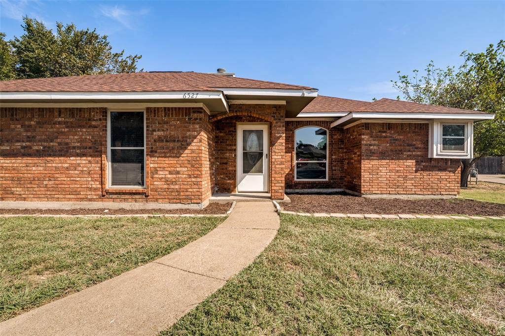 6527 Leasa Court, Sachse, TX 75048 6527 Leasa Court, Sachse, TX 75048