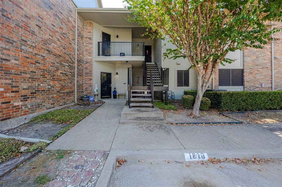 Property photo for 1418 Signal Ridge, Rockwall, TX